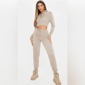 NWOT PrettyLittleThing Sweatpant Joggers